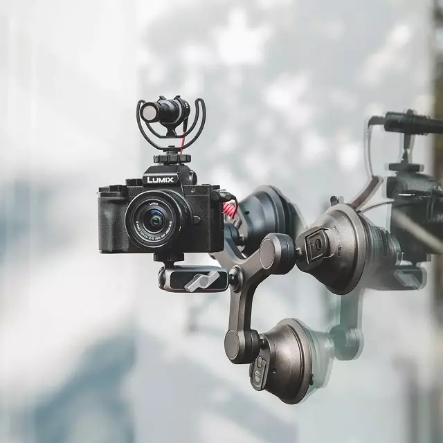 PGYTECH Three-Arm Suction Mount camera