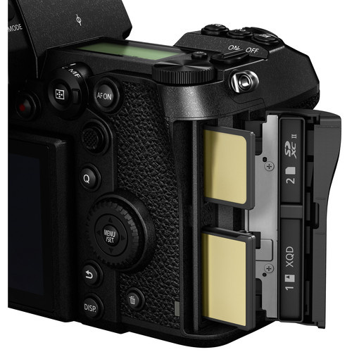 Фотоаппарат Panasonic Lumix S1R Body Black (DC-S1REE-K) - фото5
