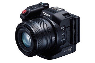 Видеокамера Canon XC10 - фото