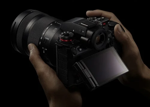 LUIMX S1II display