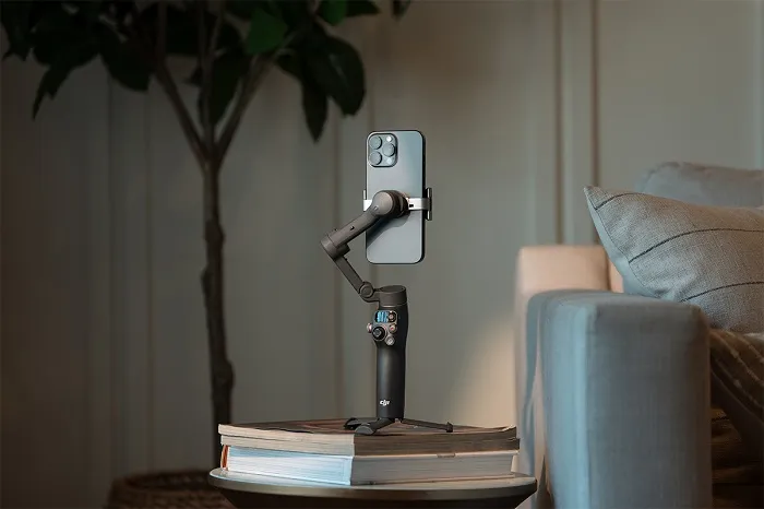 DJI Osmo Mobile 8 Smartphone Gimbal