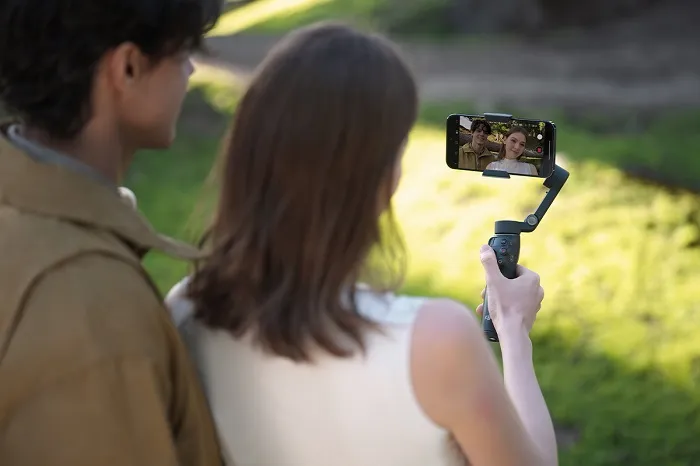 DJI Osmo Mobile 8 Smartphone Gimbal