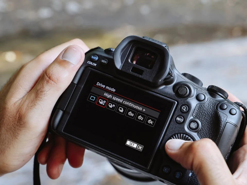 Canon EOS R6 Mark III