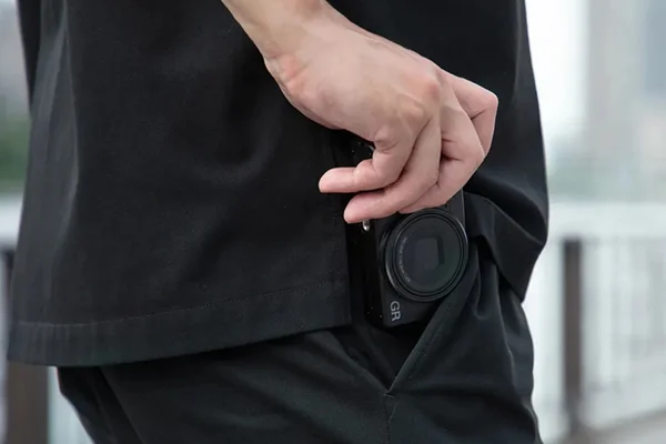 Ricoh GR IV