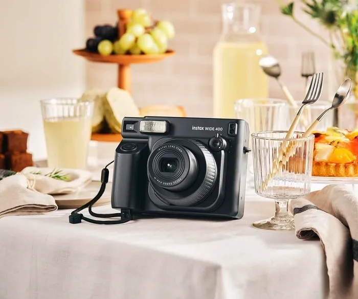 Instax Wide 400 angle