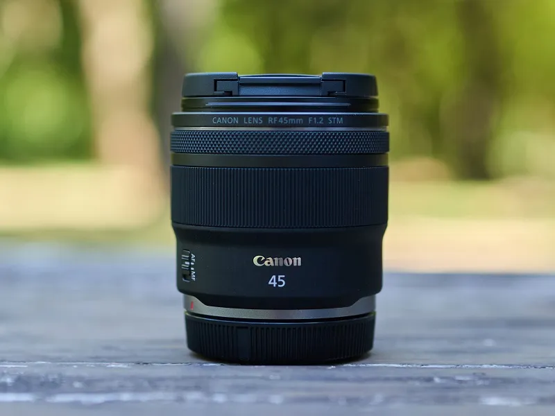 Саnоn RF 45mm f/1.2 STM