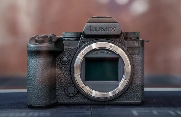 LUMIX S5 Mark IIX