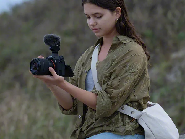 Sony FE 28-70mm f/3.5-5.6 OSS II