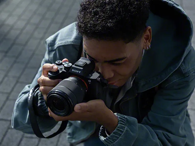 Sony FE 28-70mm f/3.5-5.6 OSS II