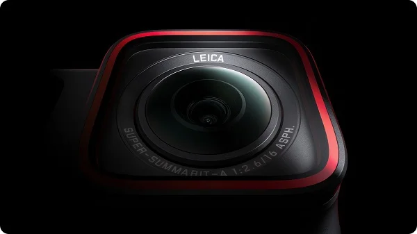 Insta360 Ace Pro lens
