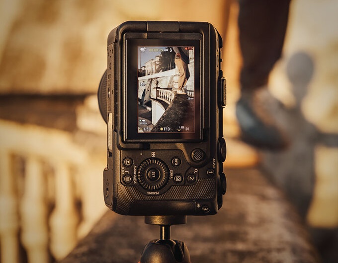 Canon EOS R6 V