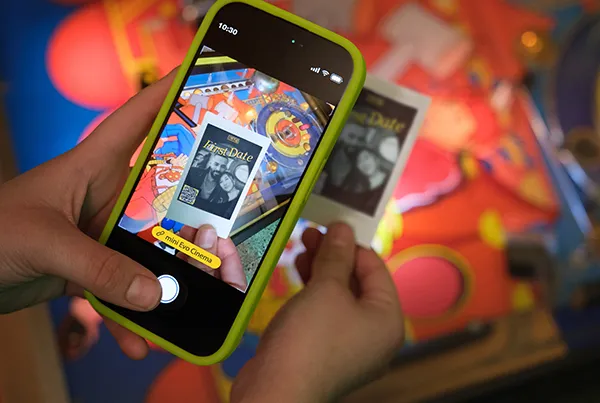 Instax mini Evo Cinema