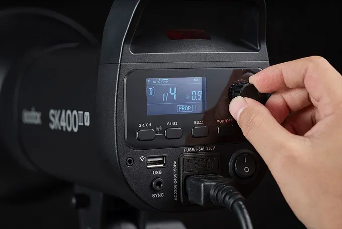 Godox SK300IIIV