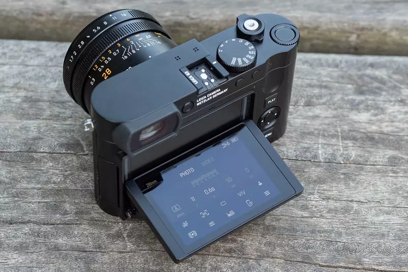 Leica Q3 Display
