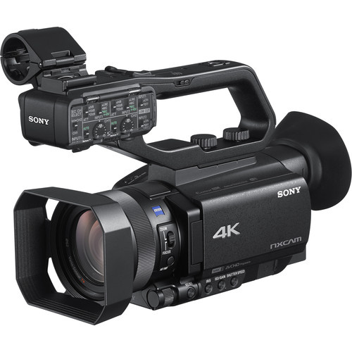 Видеокамера Sony HXR-NX80 - фото