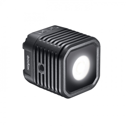 Осветитель светодиодный Godox WL4B для подводной съемки - фото