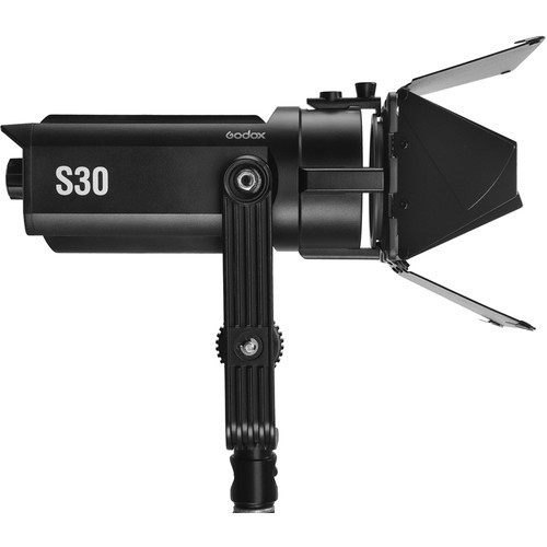 Осветитель светодиодный Godox S30 фокусируемый - фото2