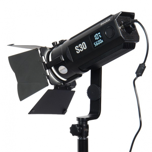 Осветитель светодиодный Godox S30 фокусируемый - фото9
