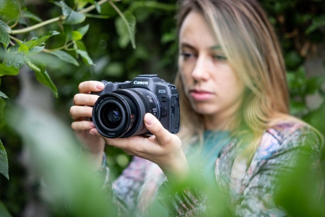 Фотоаппарат Canon EOS R8 Kit 24-50mm - фото10