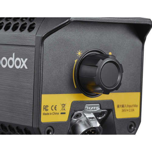 Осветитель светодиодный Godox S60Bi фокусируемый - фото6