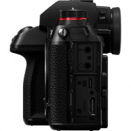 Фотоаппарат Panasonic Lumix S1R Body Black (DC-S1REE-K)- фото6
