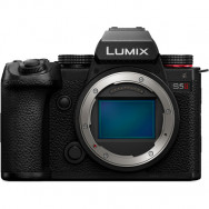Фотоаппарат Panasonic Lumix S5 II Body (DC-S5M2BODY)- фото