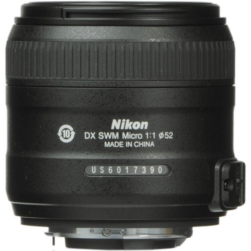 Nikon AF-S DX Micro NIKKOR 40mm f/2.8G - фото3